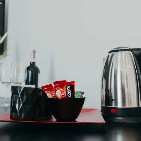 Poppy Downtown Suites Sarajevo Apartment